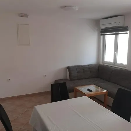 Apartman Zdravko *